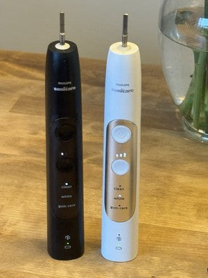 Philips Sonicare HX7511 Electric Toothbrush Set Dual Handles + Heads Charger