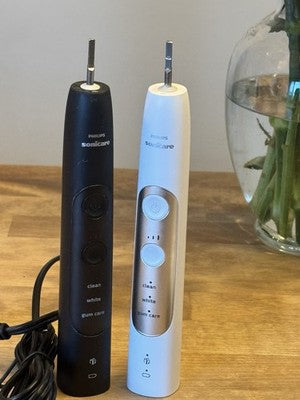 Philips Sonicare HX7511 Electric Toothbrush Set Dual Handles + Heads Charger