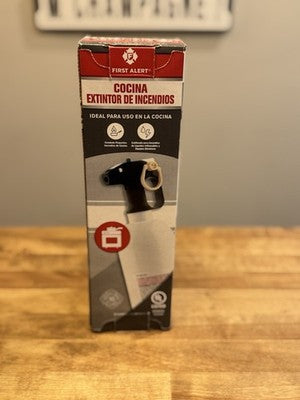 Brand New First Alert Kitchen Fire Extinguisher 5-B:C KITCHEN5 White