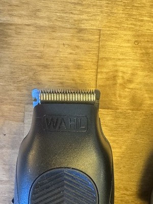 WAHL 2-in-1 Hair Clipper & Detail Trimmer Kit w/ Hard Case- Multiple Attachments