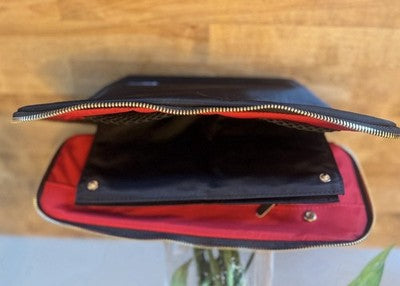 KUSSHI Everyday Makeup Bag Black Nylon w/ Pink Interior Zippered Travel Purse